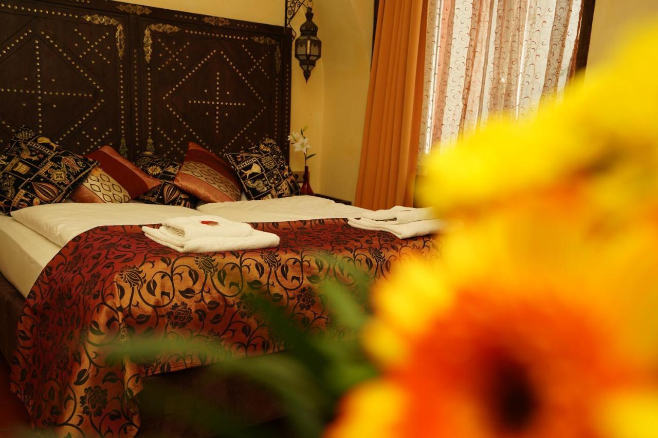 Hotel Oriental & Restaurant 4*
